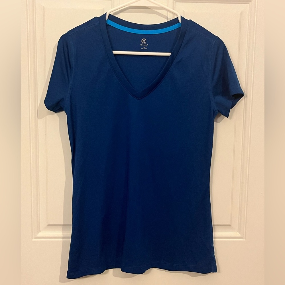 Women’s Medium Blue Champion Athletic Wear Quick Dry Short Sleeve Shirt EUC